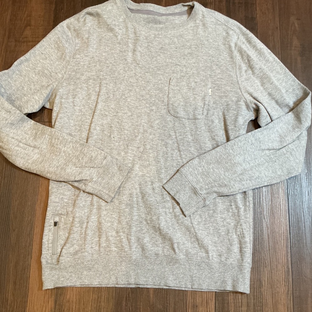 Vuori Gray Performance Knit Crewneck Pocket Sweatshirt Large Activewear Top